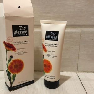 Antioxidant Daily Renewal Cream~~FINAL SALE~~